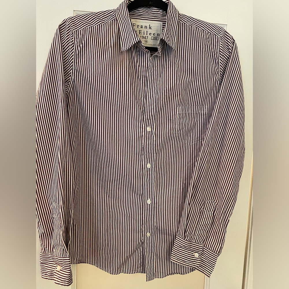 Frank & Eileen ‘BARRY’ Tailored Button-Up Shirt Medium 100% cotton purple stripe